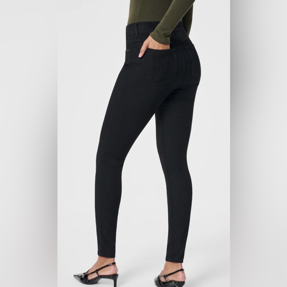 SPANX Women's Black Skinny Jeans